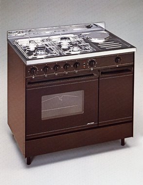 Bloque de cocina de 90 con horno y placa de cocción a gas + eléctrica